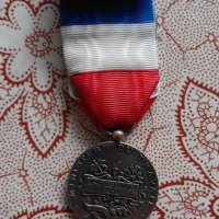 Сребърен френски медал, снимка 1 - Нумизматика и бонистика - 23148956