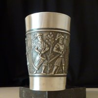 Рицарска чаша,халба от калай с ловни сцени. , снимка 3 - Антикварни и старинни предмети - 25660764