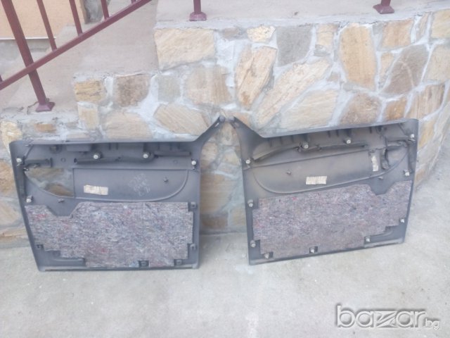 Продавам вътрешните кори на вратите на Крайслер Вояджер, снимка 2 - Части - 7105395