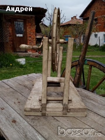 Старинен чекрък, снимка 2 - Антикварни и старинни предмети - 18139589