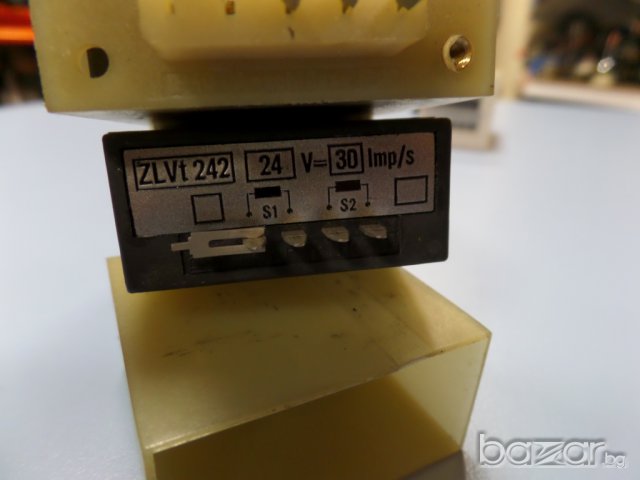 Електромеханичен импулсен брояч, снимка 9 - Други машини и части - 7340335