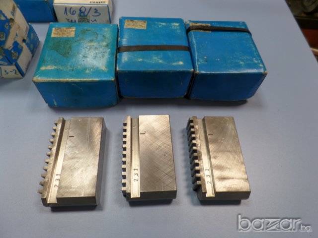  Челюсти За Универсал TOS ,ф315мм, снимка 2 - Други машини и части - 9580863