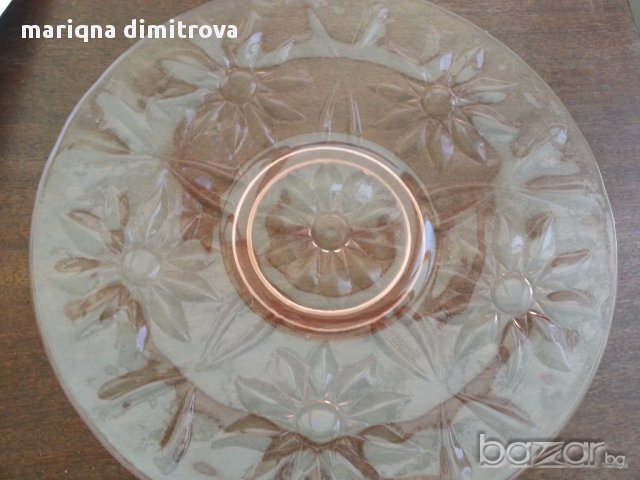 голямо плато розово стъкло масивно гравирано стъкло, снимка 7 - Чинии - 14322371