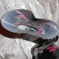 Нови гумени дамски ботуши / флорални мотиви на малко токче , снимка 10 - Дамски ботуши - 20509812