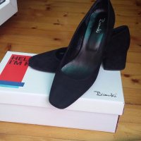 Дамски обувки, снимка 1 - Дамски обувки на ток - 19670790