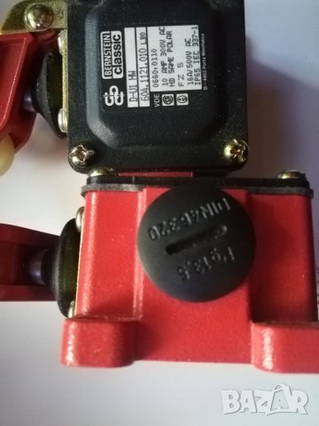 Крайни изключватели 3, снимка 6 - Други машини и части - 23884489