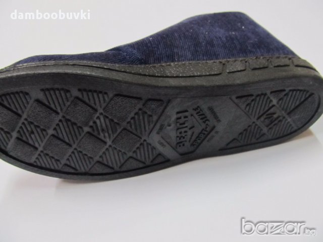 Български пантофи синьо кадифе, снимка 5 - Бебешки обувки - 17643787