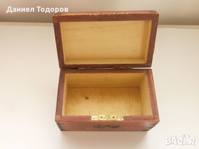 Стара Дървена Кутия с Пирограф - № 2, снимка 5 - Декорация за дома - 24444705