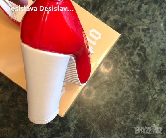 Обувки бяло и червено Galliano, снимка 4 - Дамски обувки на ток - 21679873