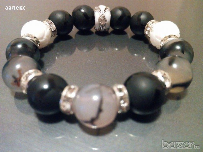 Ръчно изработена гривна от естествени камъни, снимка 1