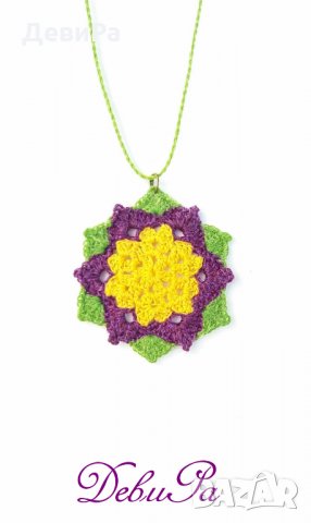 Плетен Медальон ,,Елфическо цвете", снимка 1 - Колиета, медальони, синджири - 26112193