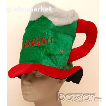 Цветна карнавална шапка в цветовете на българския трикольор. Изработена от нежно кадифе, декорирана , снимка 1