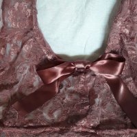 Дантелена блуза пепел от рози с изрязан гръб, снимка 3 - Туники - 21381204