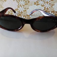 Слънчеви очила, снимка 4 - Слънчеви и диоптрични очила - 18099053