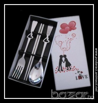 ПРИБОРИ ЗА ХРАНЕНЕ СЪС СЪРЦА ЗА ЛЮБОВТА, снимка 1