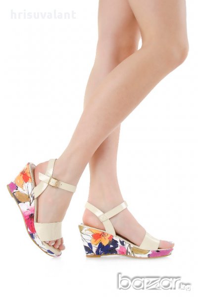 РАЗПРОДАЖБА сандали на платформа, снимка 1