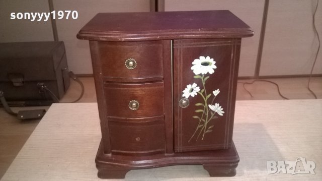 красива музикална кутия с огледало и чекмеджета-от швеицария, снимка 2 - Колекции - 25413749