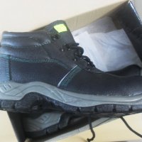промо-Защитни обувки Аlmeria от 100% естествена кожа с предпазно бомбе., снимка 13 - Мъжки боти - 19586577