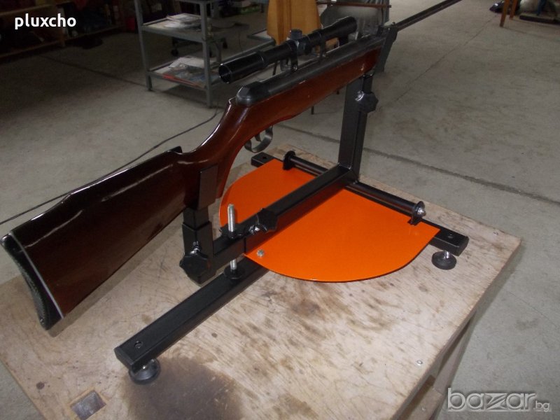 Стойка Стенд за прострелване на пушка,оптика, снимка 1