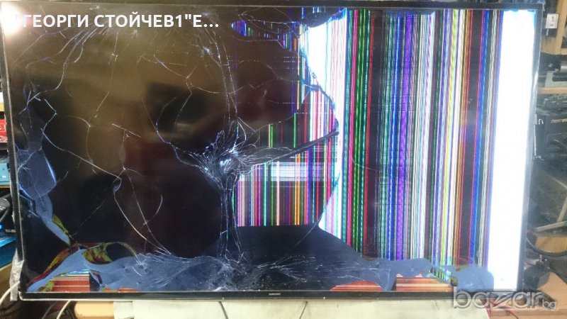 UE60J6289SU СЪС СЧУПЕН ПАНЕЛ, снимка 1