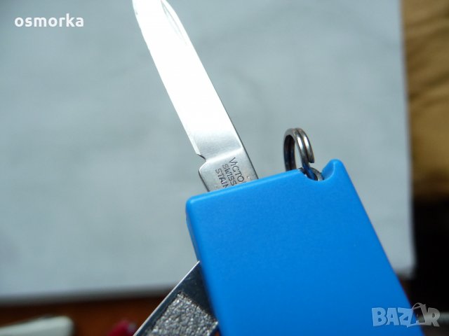 Швейцарско ножче Victorinox Викторинокс 59мм рядко синьо нож, снимка 4 - Ножове - 23089519