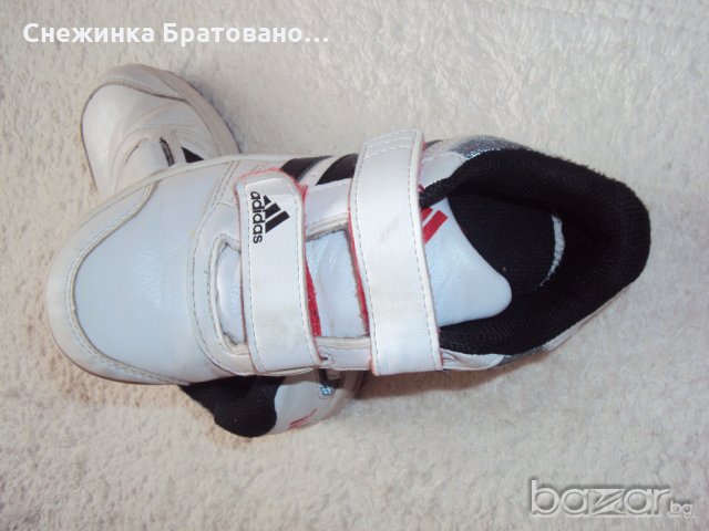 Детски маратонки на Адидас, снимка 1