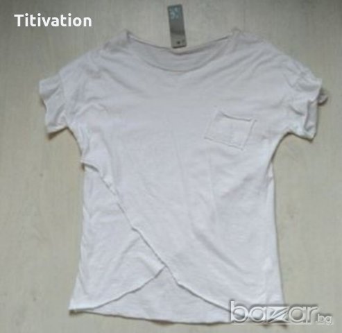 Бяла тениска с джоб