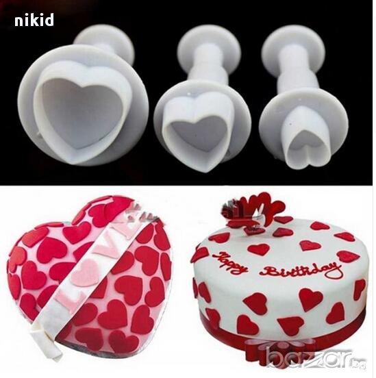 3 бр сърчица сърца сърце пластмасови форми форма за фондан сладки украса торта резци с бутало, снимка 1