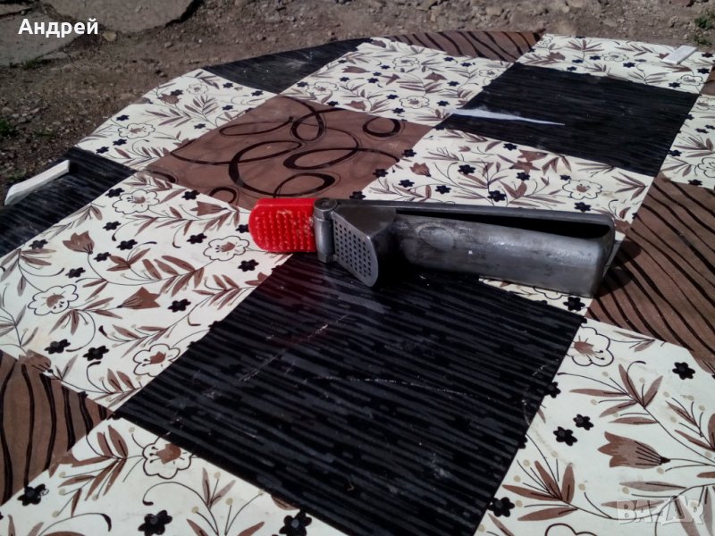 Стара алуминиева преса за чесън #4, снимка 1