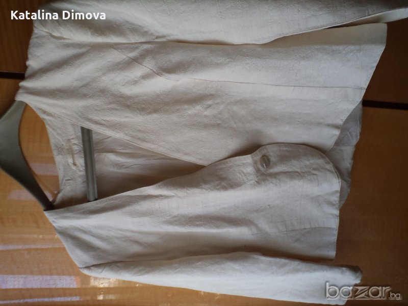 Продавам дамски костюм, копринен шантунг, цвят-шампанско, снимка 1