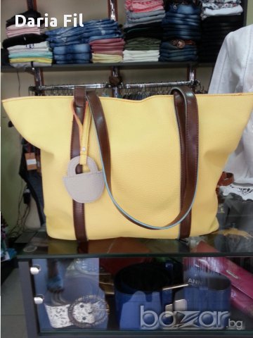 РАЗПРОДАЖБА Чанта в бледосиньо-сиво, снимка 2 - Чанти - 15291857