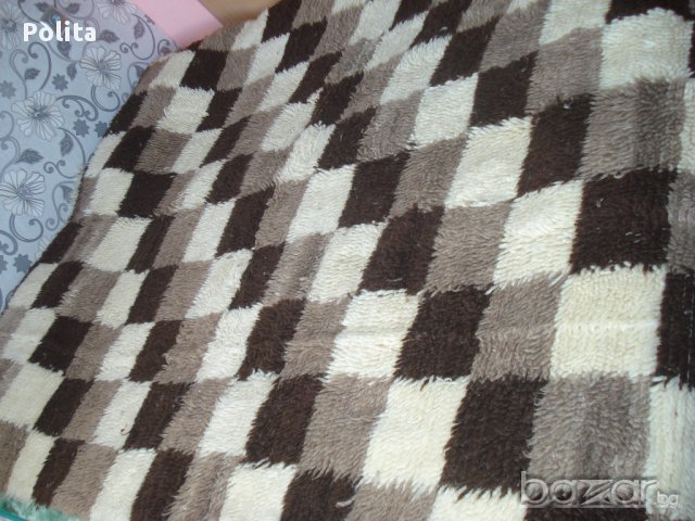 Вълнен китеник халище на квадрати покривало