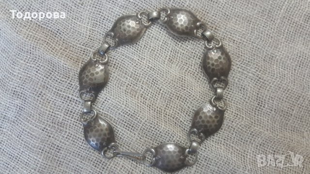 Стилна гривна, снимка 2 - Антикварни и старинни предмети - 25898487