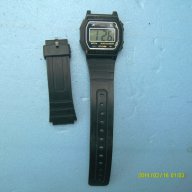 Електронен часовник, снимка 1 - Мъжки - 7121612