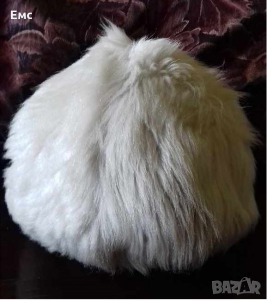 Кожена шапка с косъм, снимка 1