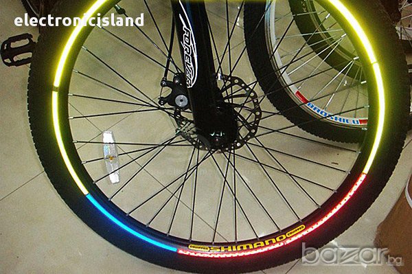 8 броя модни челни светлоотразителни лепенки стикери за колело, мотор, снимка 1