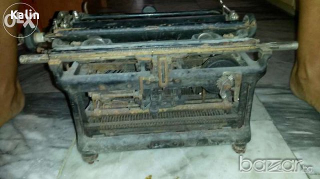 Уникално запазена пишеща машина на Кирилица Continental , снимка 5 - Копирни услуги - 11917082