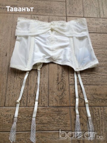 Луксозен корсет Triumph