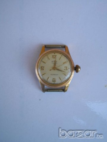 Лот от ръчни дамски позлатени швейцарски часовници - 5 бр., снимка 4 - Дамски - 7625915