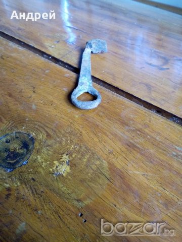 Старинен ключ, снимка 2 - Антикварни и старинни предмети - 19758949