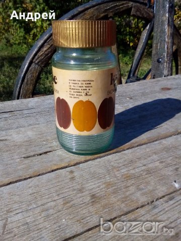 Буркан от разтворимо кафе, снимка 2 - Антикварни и старинни предмети - 19581256