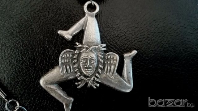 Старо колие, символа на Венеция, снимка 2 - Колиета, медальони, синджири - 18649346