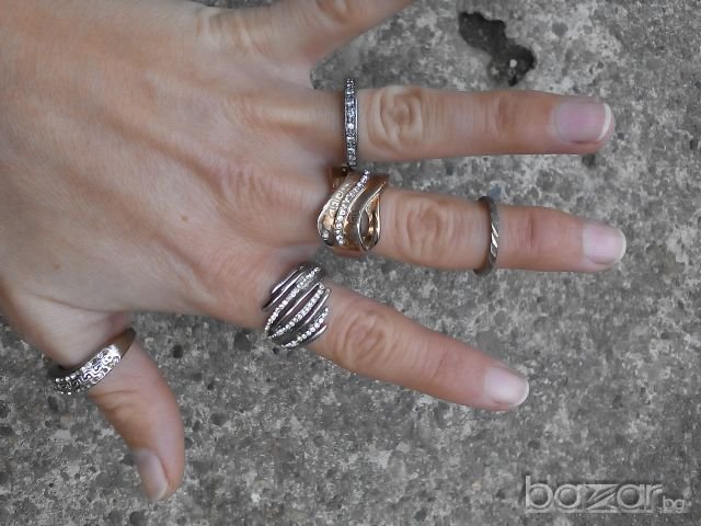 Различни пръстени, снимка 1 - Пръстени - 20187456