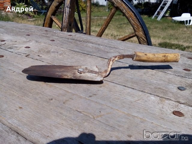 Старинна мистрия, снимка 1 - Антикварни и старинни предмети - 19174349