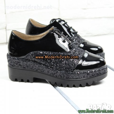 Дамски спортни обувки черни с брукат код 335, снимка 4 - Дамски ежедневни обувки - 23477485