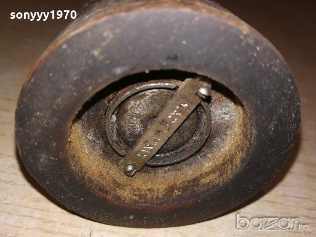 АНТИКА-made in italy-ретро мелница за пипер-внос швеицария 26х6см, снимка 9 - Колекции - 21094790