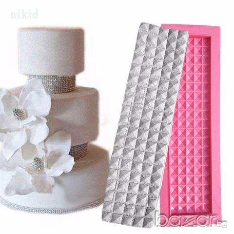  квадратни пирамиди диаманти капси борд кант силиконов молд форма украса декор торта фондан шоколад