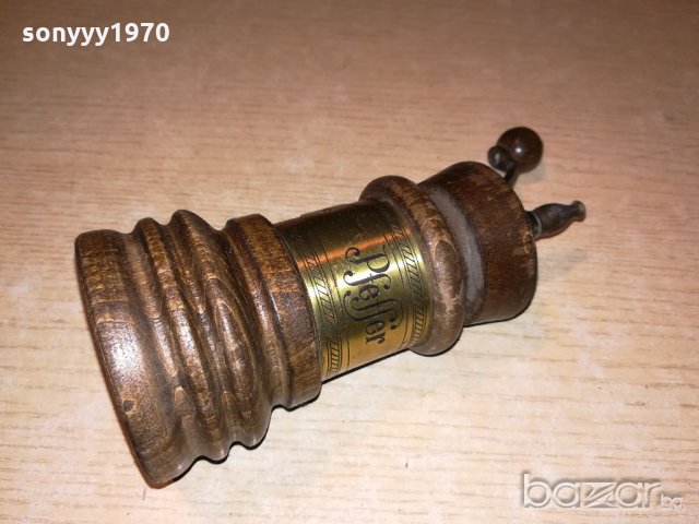 ретро мелница за пипер-внос швеицария-17х7см