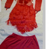 Костюм за танци с ресни червен, снимка 1 - Детски комплекти - 17359161