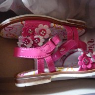 нови кожени сандали Viviane, 29ти номер, снимка 7 - Детски сандали и чехли - 11326203